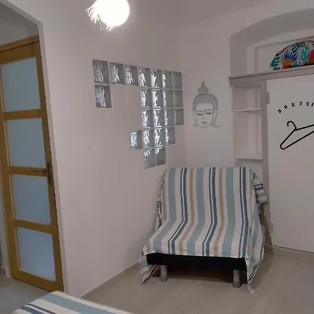 Lägenhet Guest House Vicolo Dell'Olivone